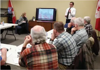  ?? CITIZEN PHOTO BY BRENT BRAATEN ?? Prince George-Peace River-Northern Rockies MP Bob Zimmer held a round table meeting about proposed changes to federal gun laws on Monday.