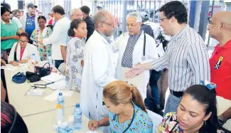  ?? FUENTE EXTERNA ?? El alcalde David Collado encabezó un operativo en La Zurza.