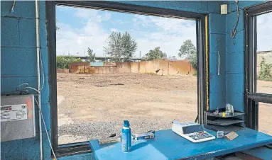  ?? WATERFRONT TORONTO ?? This photograph of a former metal-recycling facility at 130 Commission­ers St., now an empty field, is part of a project by artists Vid Ingelevics and Ryan Walker. They are documentin­g the Port Lands Flood Protection Project.