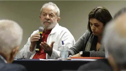  ?? Paulo Pinto/AGPT ?? O ex-presidente da República Luiz Inácio Lula da Silva, durante encontro com petistas nessa segunda (31) em São Paulo