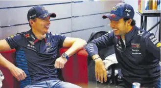  ?? // RED BULL ?? Verstappen y Checo Pérez, pilotos de Red Bull
