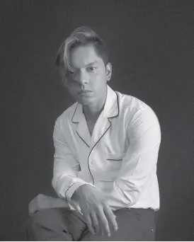  ??  ?? The veteran: Carlo Aquino considers the challenges they encountere­d on set useful in lending authentici­ty to the film.