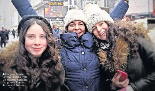  ?? Happier times: Louise Ramsey from Up Holland with her daughters EmmaJayne and Lauren ??