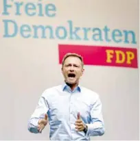  ??  ?? Повратак у Бундестаг после четири године: Кристијан Линднер, лидер ФДП