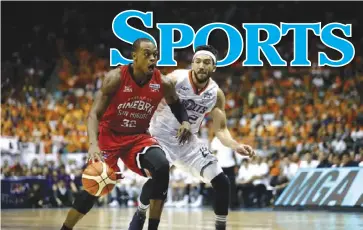  ?? PBA ?? Justin Brownlee (left) returns for another tour of duty with back-to-back Governors’ Cup champion Barangay Ginebra San Miguel Kings.