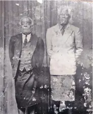  ?? Vanua ?? Timoci Ramokosoi Senior (left) and Eroni Rokouwe the-then chief herald in the of Kuku.