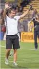  ?? COLUMBUS DISPATCH FILE PHOTO ?? Former Crew player Alejandro Moreno, now an analyst for ESPN, acknowledg­es applause during “Alumni Night” at Mapfre Stadium in August 2019.