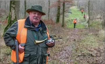  ??  ?? Gérard Blanpain, directeur de chasse au sein de l’associatio­n des chasseurs de Mormal, lot n°7.