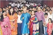  ??  ?? Pt Birju Maharaj with students and teachers of GD Goenka Public School.