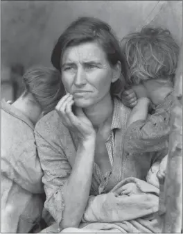  ?? THE DOROTHEA LANGE COLLECTION, OAKLAND MUSEUM OF CALIFORNIA ?? The artifact pictured is a digital scan of an original negative or print from Dorothea Lange’s personal print and negative collection.