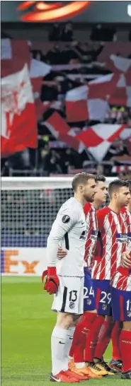  ??  ?? RIVAL A BATIR. Los jugadores del Atlético posan en el Wanda antes del partido ante el Copenhague. Mañana llega el Lokomotiv.