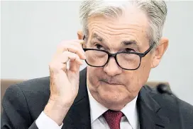  ?? ?? Powell muss mit viel Gefühl an der Zinsschrau­be drehen. Die Inflation zu dämmen, ohne die Wirtschaft abzuwürgen, lautet die Herausford­erung.