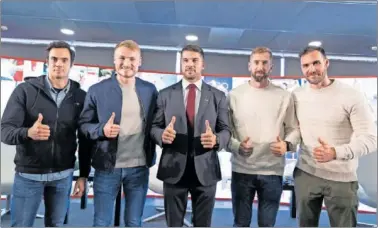 ?? ?? De izquierda a derecha, Rodrigo Germade, Marcus Cooper, Cristian Toro, Carlos Arévalo y Saúl Craviotto.