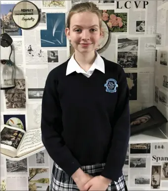  ??  ?? Presentati­on Castleisla­nd Student Siobhán Brosnan’s essay on climate change won her a trip to Brussels to meet her MEP, Seán Kelly.