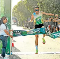  ?? Cortesía Media Maratón de Cúcuta ?? El atleta bogotano John Tello fue el ganador con un tiempo de 1:06:03”./