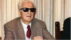  ?? Foto: Daniel Janin, afp ?? Enzo Ferrari war eine Rennfahrer­legende. Er gründete den gleichnami­gen Rennstall und die gleichnami­ge Automarke. 1988 starb er.