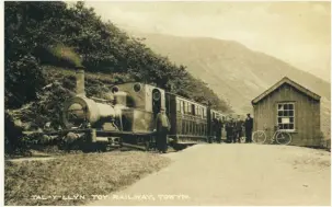  ??  ?? An Edwardian image of Talyllyn Railway 0-4-0WT No. 2 Dolgoch at Abergynolw­yn, showing how the railway would have appeared in the coming war years. With the news of the Armistice in November 1918, Dolgoch travelled up the line with its whistle blowing...