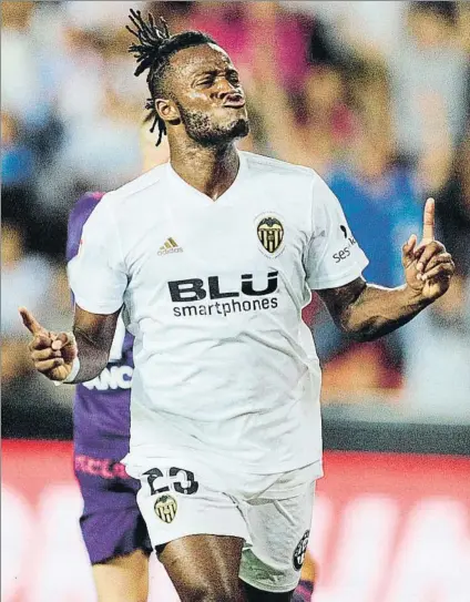  ?? FOTO: EFE ?? Batshuayi se estrena Marcó el primer gol desde que viste la camiseta del Valencia