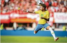  ?? Foto: Witters ?? Ein Artist am Ball: Neymar bei Brasiliens 3:0 Sieg in Wien.