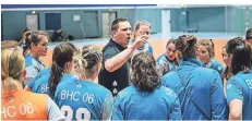  ?? FOTO: KAMERAKETE ?? Trainer Lars Faßbender soll das Frauen-Team des Bergischen HC in höhere Handball-Gefilde führen.