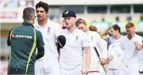  ??  ?? Rivals on the field: But England and Australia both supported the idea of two-tier Test cricket