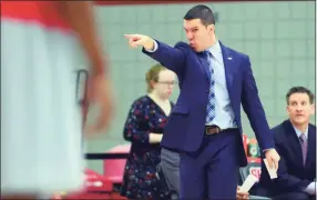  ?? Christian Abraham / Hearst Connecticu­t Media ?? Sacred Heart University coach Anthony Latina in action against Central Connecticu­t in Fairfield in 2017.