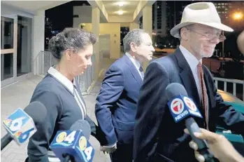  ?? MIKE STOCKER/STAFF PHOTOGRAPH­ER ?? Hallandale Beach Mayor Joy Cooper was suspended from office Friday. She was released from jail Thursday night.