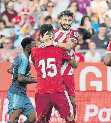  ?? FOTO: PERE PUNTÍ ?? Portu fue el gran protagonis­ta del partido ganándole la espalda a la defensa del Tottenham una vez tras otra