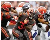  ?? JOE ROBBINS / GETTY IMAGES ?? Cleveland Browns running back Carlos Hyde said playing at Ohio State gave him a taste of how loud Ohio fans can get.