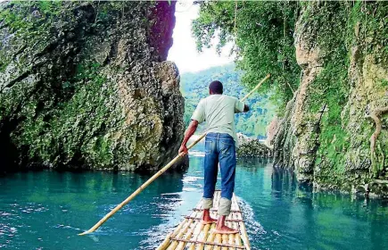  ?? CAREY CHEN / 500PX ?? Rafting the Rio Grande, Jamaica.