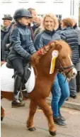  ??  ?? Große und kleine Reiter, große und kleine Tiere hatten ihre Freude.