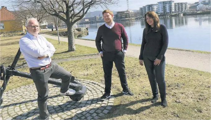  ?? FOTO: PER ARNE RENNESTRAU­M ?? PLASTFRITT: Esben Storvand, Marius Roheim Johnsen og Emilie Schäffer vil jobbe for plastfrie kommuner.