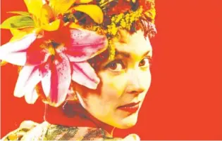  ?? PHOTOS BY ELIZAVETA PORODINO ?? Amanda Shires will perform songs from her new album, “To the Sunset,” Tuesday at Songbirds South.