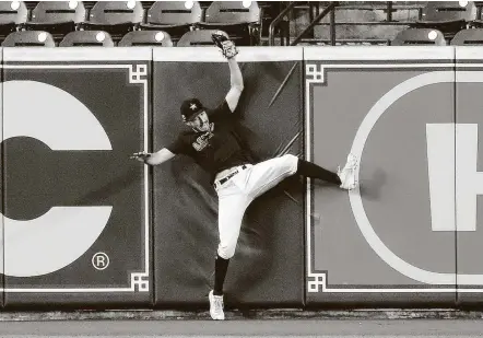  ?? Karen Warren / Staff photograph­er ?? Garrett Stubbs realizes he can add value to the Astros as an outfielder. Stubbs has played in 33 games over the past two seasons.