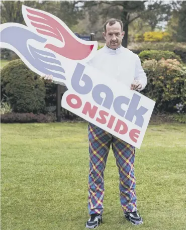 ??  ?? 0 Charlie Adam promotes mental health project Back Onside at a charity golf day at Cathkin Braes.