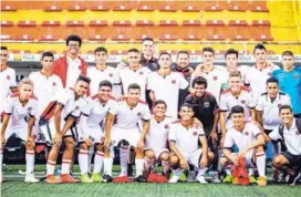  ?? CORTESÍA ?? Ellos conforman el equipo U-17 de Alajuelens­e, club que blindó a sus jugadores para evitar fugas o robos.