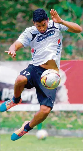  ?? FOTO ?? Christian Marrugo, volante, vuelve a la competenci­a con Medellín luego de un mes largo de una lesión.