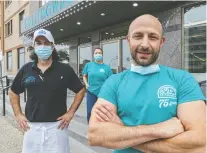  ??  ?? Yanni Papoulis, left, Sophy Agelopoulo­s and Hart Fishman help foster a family atmosphere at Snowdon Deli.