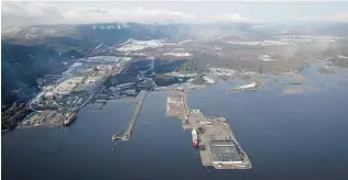  ?? DARRYL DYCK/ THE CANADIAN PRESS ?? Labour shortages in building the Northern Gateway pipeline, including its terminatio­n point at Douglas Channel in Kitimat, need to be addressed collaborat­ively, says Catherine Pennington.