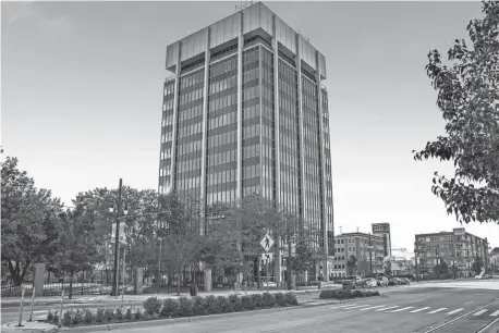  ?? PROVIDED BY THE ROXBURY GROUP ?? The Plaza on Woodward will be converted from traditiona­l apartments to extended-stay apartment hotel rooms.