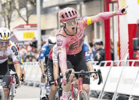  ?? // VOLTA CATALUNYA ?? Marijn van den Berg fue el más rápido ayer en Lleida