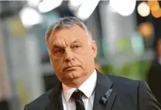  ??  ?? Viktor Orbán war lange Zeit zumindest in der CSU wohlgelitt­en. Doch im Europawahl­kampf könnte der Ungar zum Problem werden. Foto: Sven Hoppe, dpa