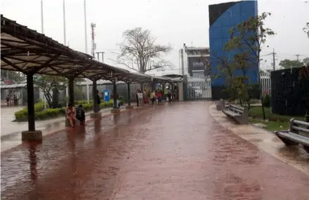  ?? ALONSO TENOriO ?? Los asegurados que atiende el Hospital San Vicente de Paúl, en Heredia, también sufren el impacto por la protesta de los médicos especialis­tas.