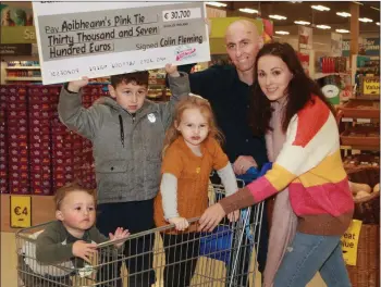  ??  ?? Colin ‘Jango’ Fleming pictured with his wife Schalan Fleming and children Jack, Charlie and Annie.