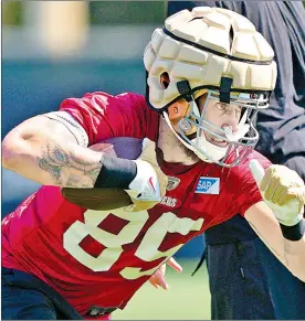  ?? Foto Afp ?? Sabemos de la gran afición que hay en México. Será una experienci­a asombrosa y daremos todo en el partido, dijo George Kittle de los 49ers de San Francisco.