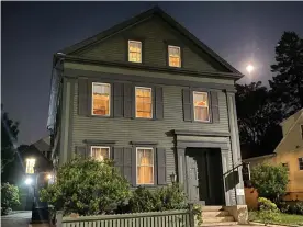  ??  ?? The Lizzie Borden House in Fall River, Massachuse­tts, where Lizzie murdered her parents in 1892. Photograph: Lizzie Borden House