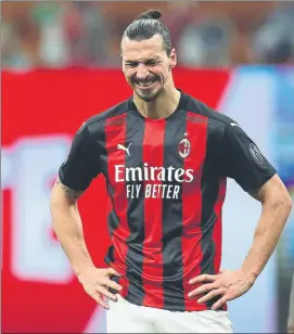  ?? FOTO: AP ?? Ibra, titular tras sus críticas Acusó a técnico y compañeros tras el 0-3 ante el Atalanta