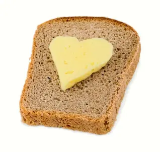  ?? PHOTO: FAIRFAX MEDIA ?? Small changes in lifestyle such as switiching to wholegrain bread and low fat cheese can reap big benefits to your health.
