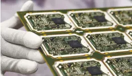  ?? REUTERSPIX ?? Real imports of semiconduc­tors, particular­ly electronic integrated circuits, are amongst the components that propelled the growth of the LI. –