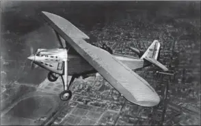  ?? DR/COLL. B. BOMBEAU ?? Le biplace Potez 39 A2 vole en 1930 et entre en service en 1934. En septembre 1939, il figurait encore en première ligne aux côtés des Mureaux 115/117 d’observatio­n.